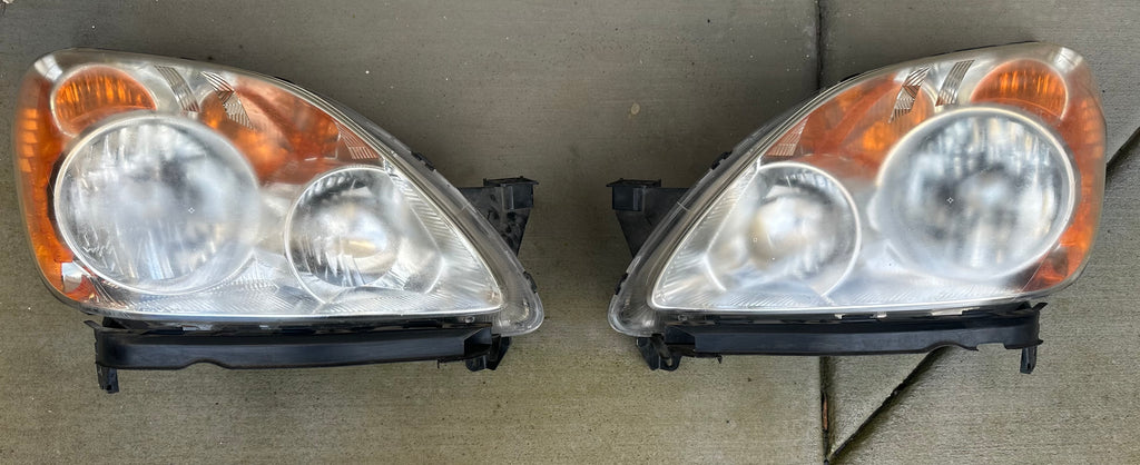 Honda CRV headlights 2005