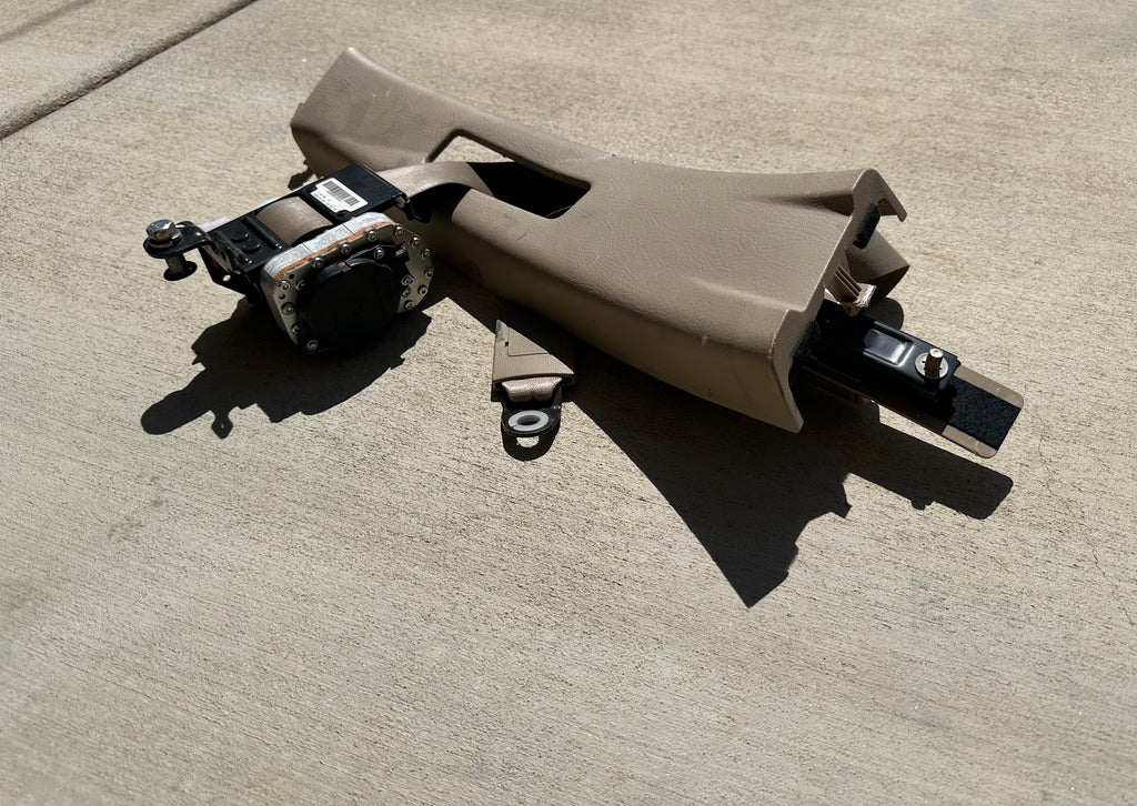 2005 Honda CRV Passenger side with trim