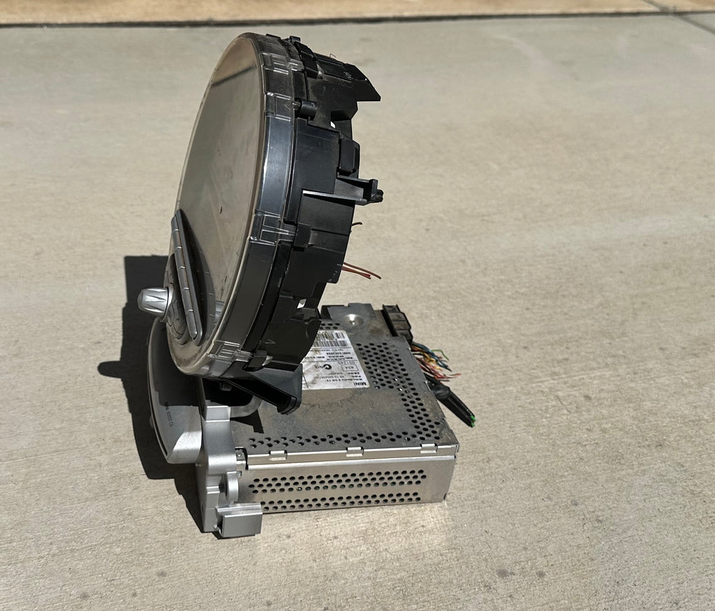 2010 Mini Cooper S Odometer Cluster with Radio